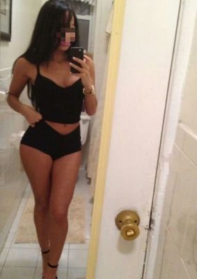 Даша, 8 900 563-74-13 Снять девушку (Даша, рост: 176, вес: 75)