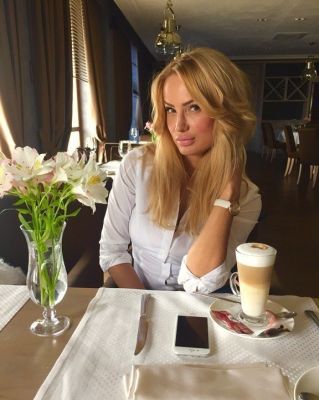 Женевьева, 8 900 563-74-13 Эскортница Женевьева (вес: 50 кг) с большой грудью