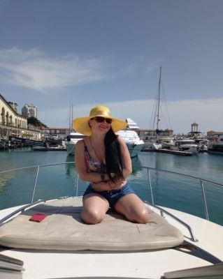 Маша, 8 911 463-18-70 Молоденькая студентка Маша, рост: 156, вес: 49