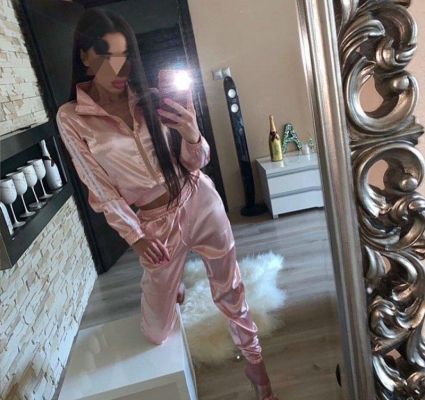 Варя, 8 911 476-99-46 попробуйте невероятный секс с хохлушкой (Варя, от 3000 руб. в час)