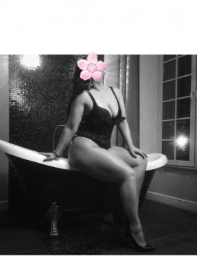 Вика, 8 911 477-23-91 Вика, тел. 8 911 477-23-91 — секс во время массажа, классика, анал