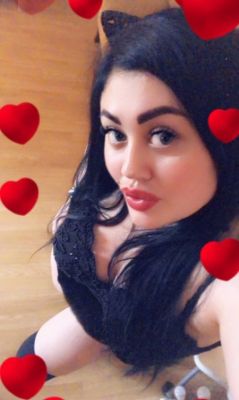 Олюшка, 8 908 290-51-38 Олюшка, 28 лет — минет в машине