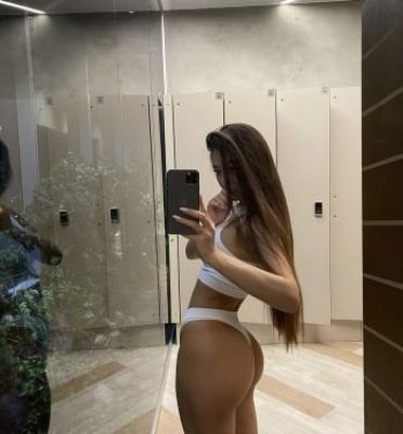 Яна, 8 900 563-74-13 Яна — шлюха по вызову, от 3000 руб. в час