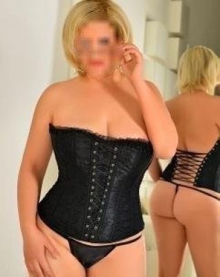 Света, 8 900 563-74-13 VIP шлюха Света, 30 лет, г. Калининград, выезд