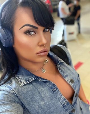 Мэри 7 , 8 911 476-99-46 Мэри 7 , секс и эромассаж в Калининграде