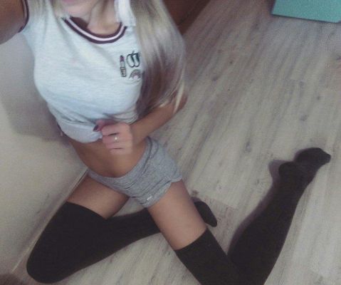 Яна, 8 900 566-51-20 минет от шлюхи от 3500 руб. в час (Яна, 24 лет)