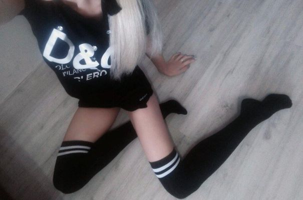 Яна, 8 900 566-51-20 молодая проститутка Яна, фото