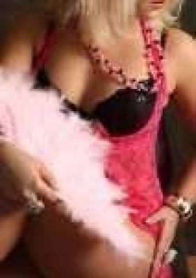 Надя, 8 911 476-99-46 минет от шлюхи от 3000 руб. в час (Надя, 21 лет)