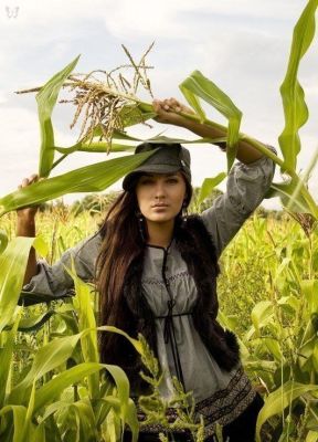 Mimi, 8 911 477-17-39 купить шлюху (Mimi, рост: 160, вес: 53)