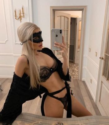 Варя, 8 911 477-17-30 анальная проститутка Варя, 27 лет