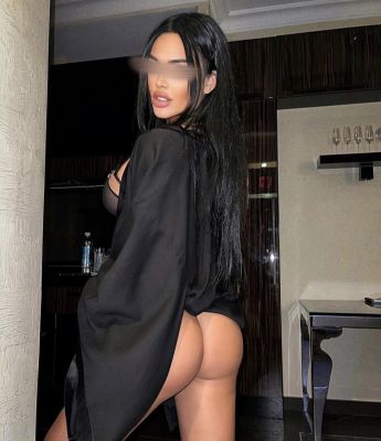 Ульяна, 8 900 563-74-13 Эскортница Ульяна (вес: 71 кг) с большой грудью