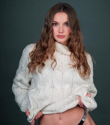 Настя, 8 908 290-51-49 Настя — закажите эту проститутку онлайн в Калининграде