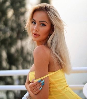 Лана, 8 908 290-51-49 Лана — проститутка с большой грудью