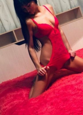 Лаура, 8 967 353-42-91 Лаура, возраст: 22 рост: 165, вес: 55